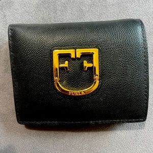 FURLA WALLET NEW
